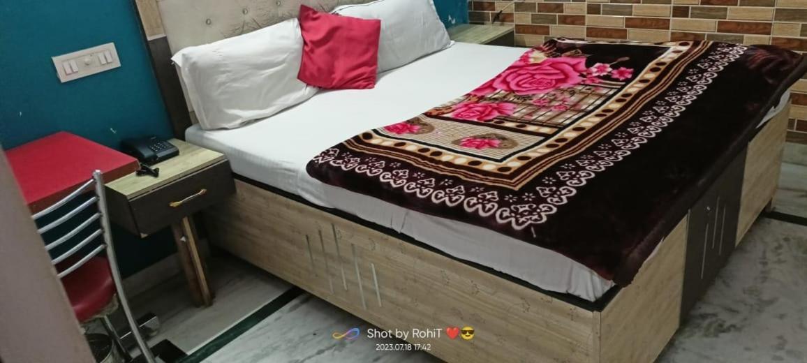 Hotel New Apple Rose Chandigarh Near Railway Station Dariya Uco Bank Ke Pass Luaran gambar